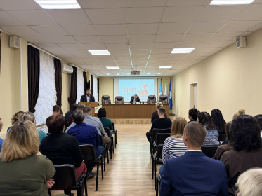 Депутаты Городской Думы Артур Сеюков и Сергей Родзонюк потребовали завершить плановое обустройство контейнерных площадок Засвияжья