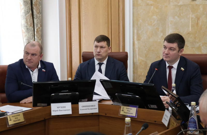 В Ленинском районе уменьшился уровень преступности, в Заволжском – вырос процент раскрываемости: руководители ОМВД доложили о работе за 2025 год