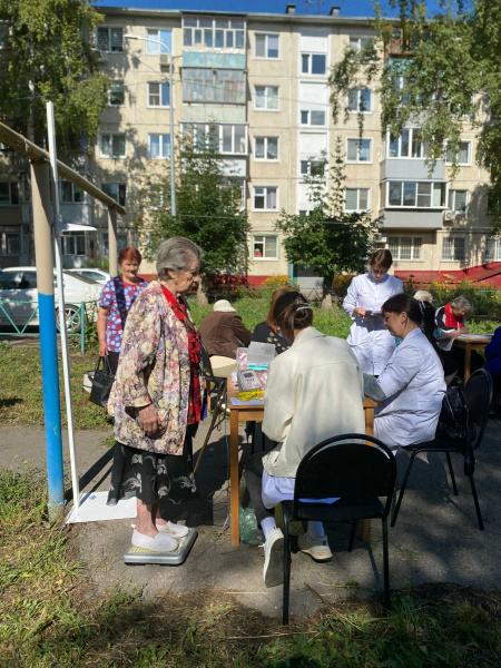 На округе Владимира Обласова состоялась акция «Доктор рядом»