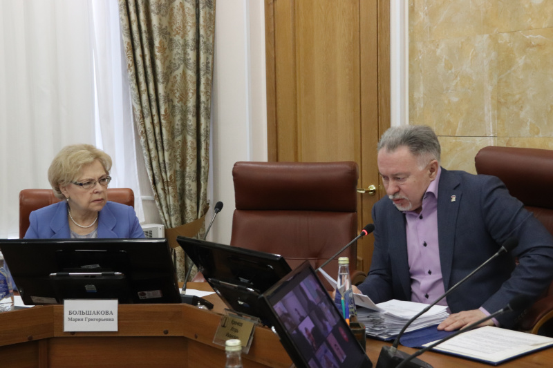 В Железнодорожном районе активные жители готовят проекты по благоустройству дворовых территорий и школьного стадиона