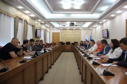 Городские депутаты рекомендовали усилить контроль за исполнением требований Правил благоустройства при размещении НТО