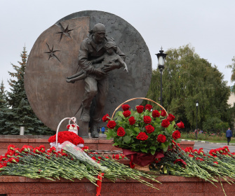 Ульяновцы почтили память героев борьбы с терроризмом и жертв Беслана