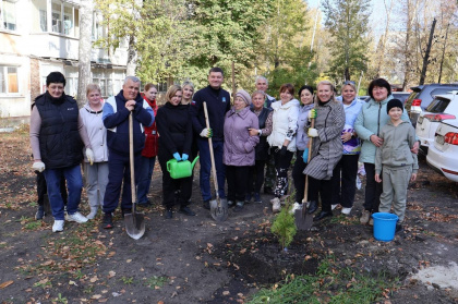 Благоустройство двора по улице Варейкиса, 11 полностью завершено