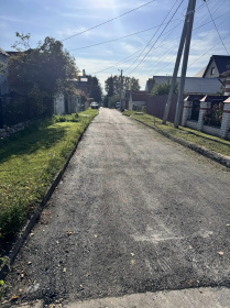 В округе Дмитрия Саурова завершены работы по ремонту дорожного покрытия на пути к школе № 56