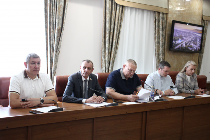 Городские парламентарии рекомендовали в новом учебном году включать новые форматы  военно-патриотического воспитания