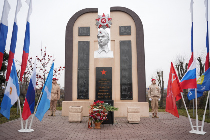 Ульяновцы отметили 100-летие Героя Советского Союза Михаила Хваткова