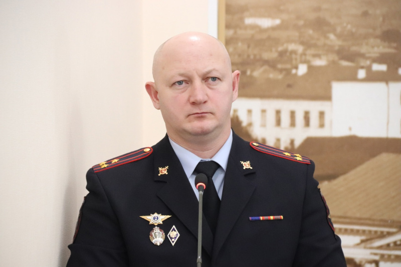 Владимир Фадеев попросил ОМВД Железнодорожного района усилить контроль за нелегальной сдачей квартир в аренду иностранным гражданам