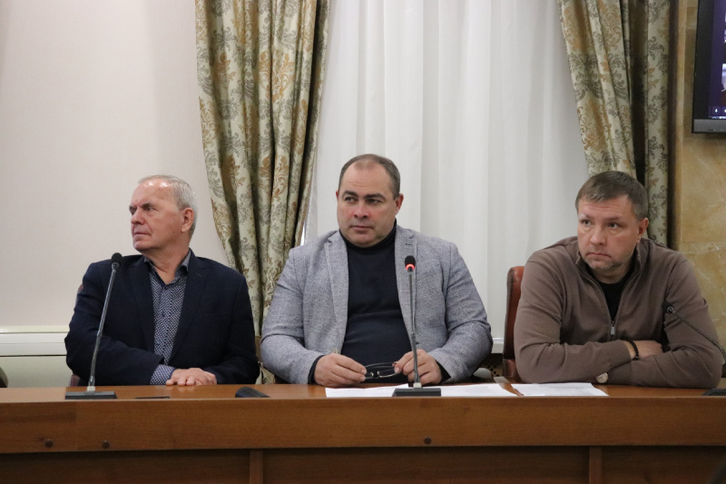 Администрация представила предложения по финансированию блоков ЖКХ, благоустройства и охране окружающей среды в 2025 году