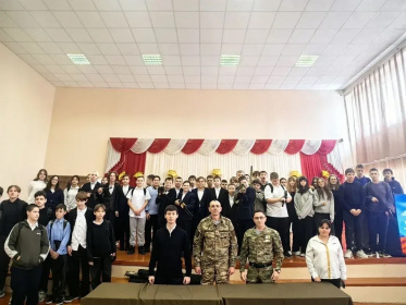 Школьники Ульяновска встретились с депутатами — участниками СВО